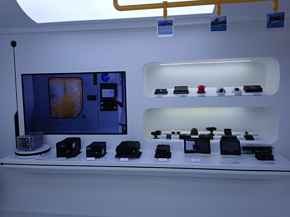 西部公汽展厅13.jpg